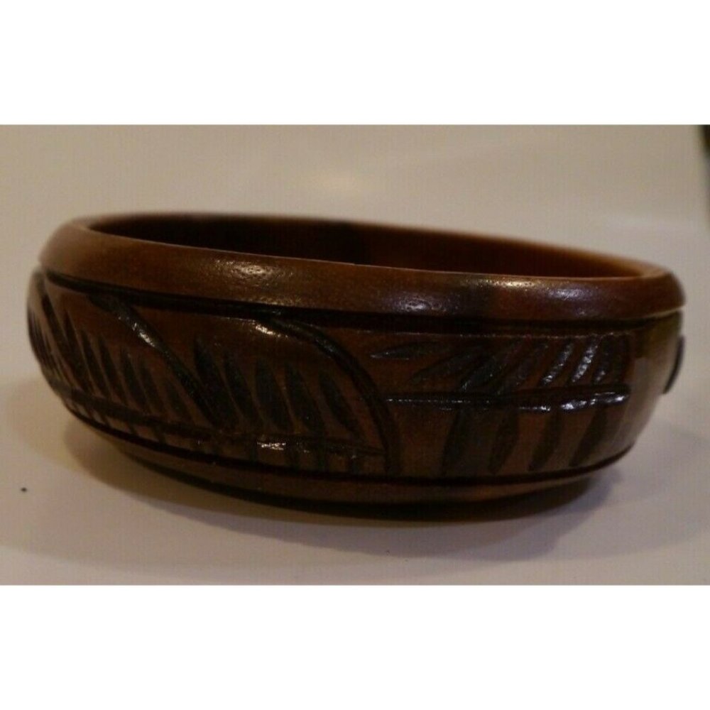 Wooden Bowl Dish From Hawaii Hand Carved. MAUI On Side along With Palm Fronds 6”